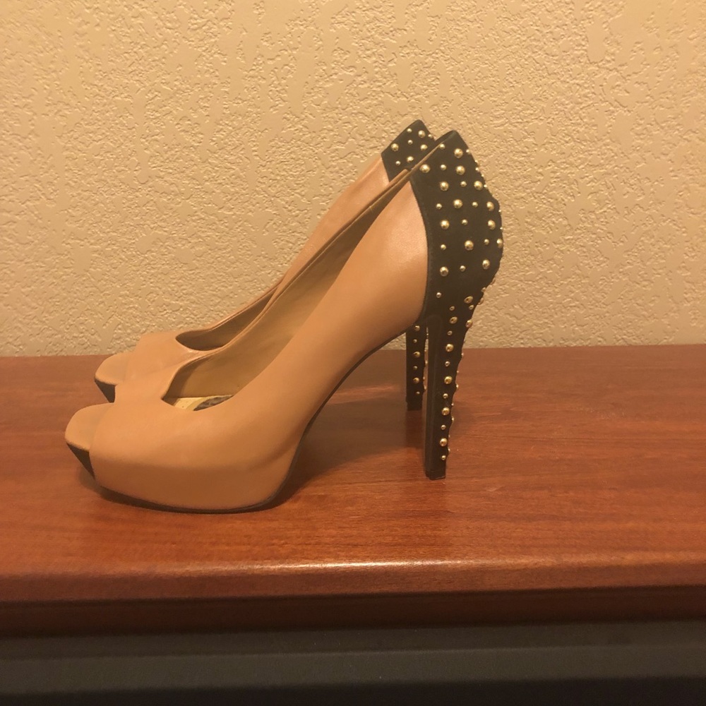 Jessica Simpson JP-Breaking Embellished Heel final